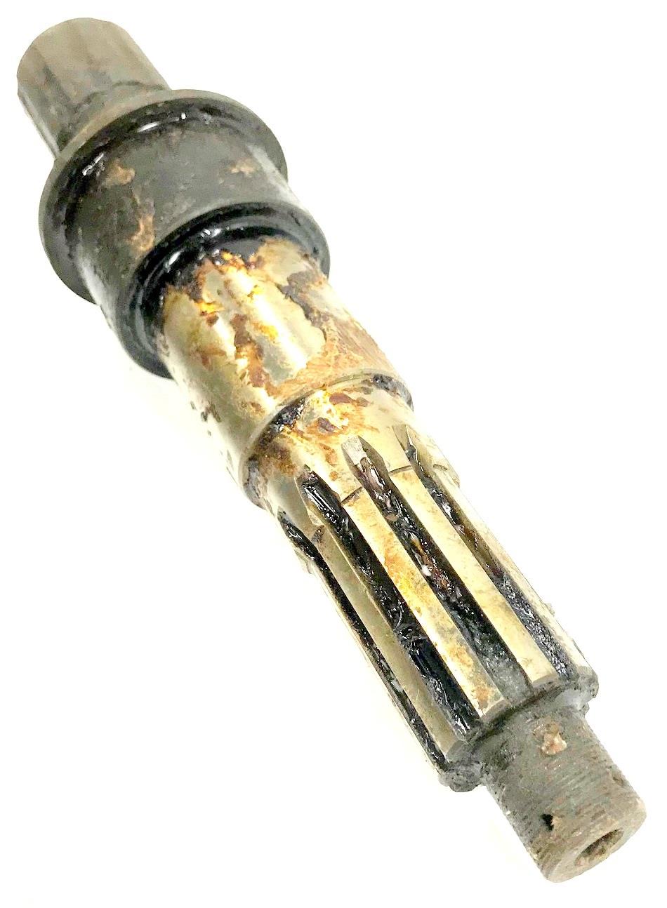 Transfer Case Output Shaft for M35A2 and M35A3 Series Trucks